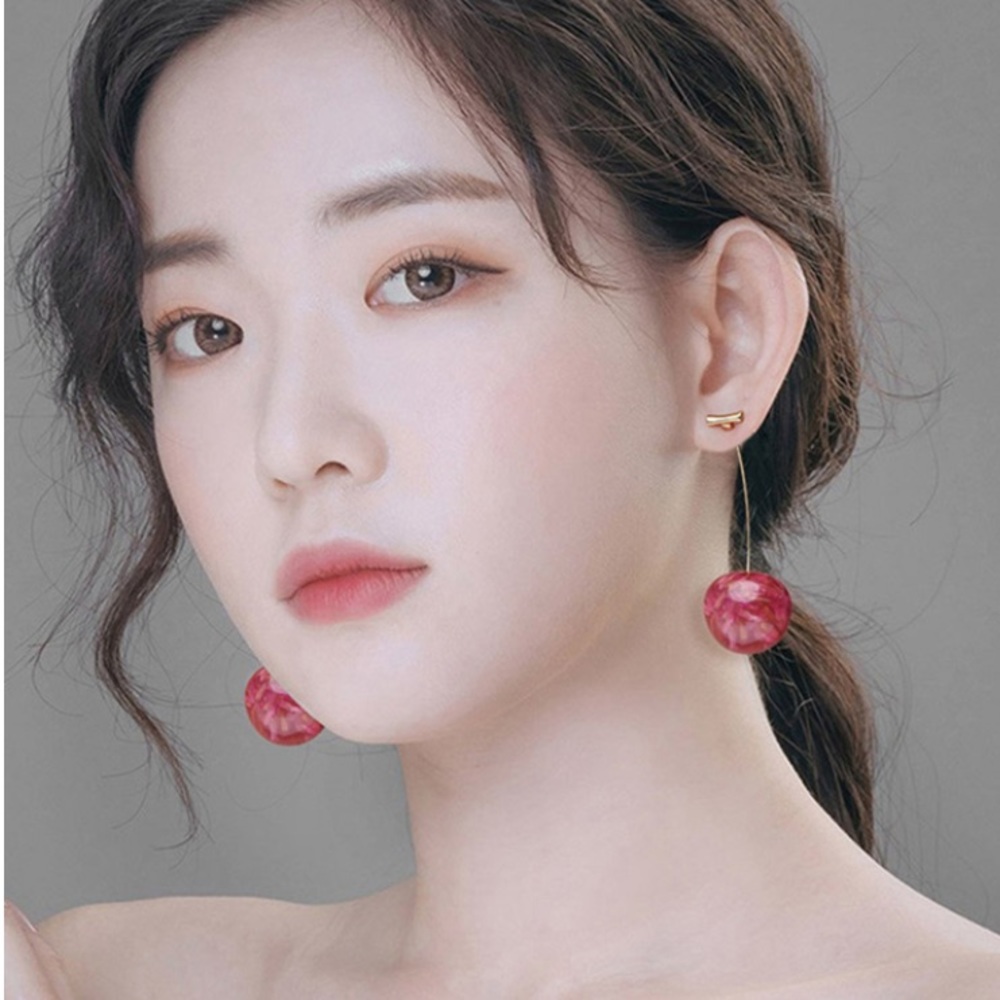 Cherry drop earrings - Picture 7 of 9
